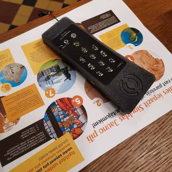 Audio guide at Sigulda New Castle