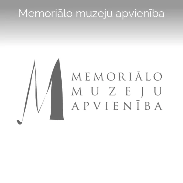 2 raidītāji ar mikrofonu, 50 uztvērēji ar austiņām, lādētājs 45 ierīču uzlādēšanai.